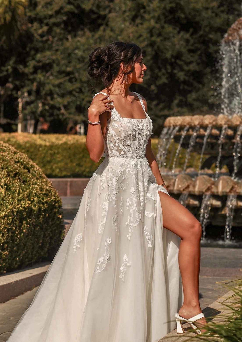 Essense of Australia D4030 Wedding Dress