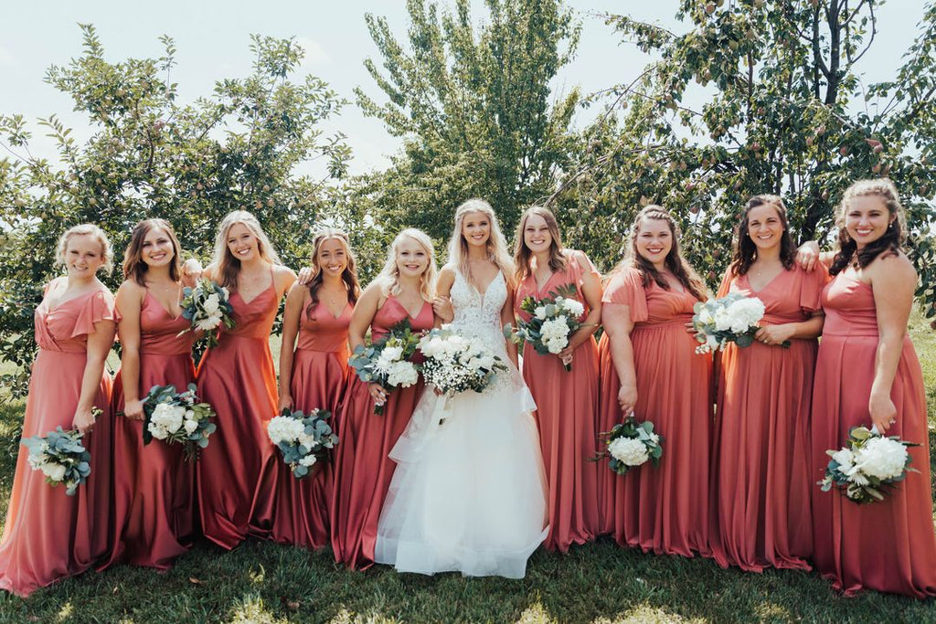 farmhouse bridesmaid dresses 25 Styling Ideas for Rustic Bridesmaid Dresses