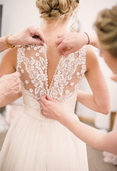 Buying a Wedding Dress Online: What You Need to Know