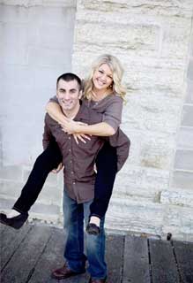 Cute Engagement Photo Poses, Ideas, & Props