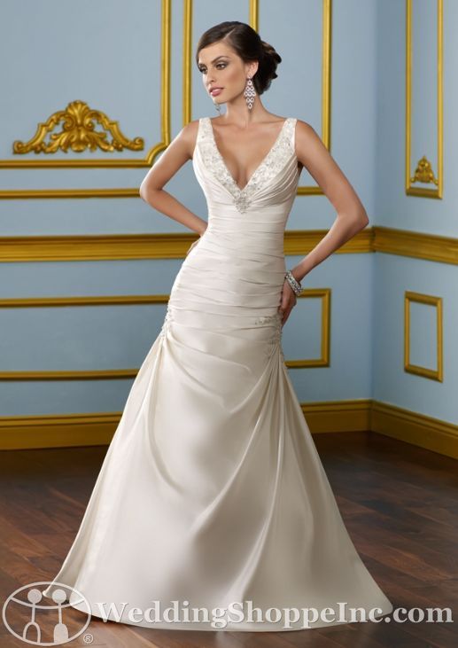 For Brides, Bridesmaids, and Moms: Our Sample Sales Have it All!