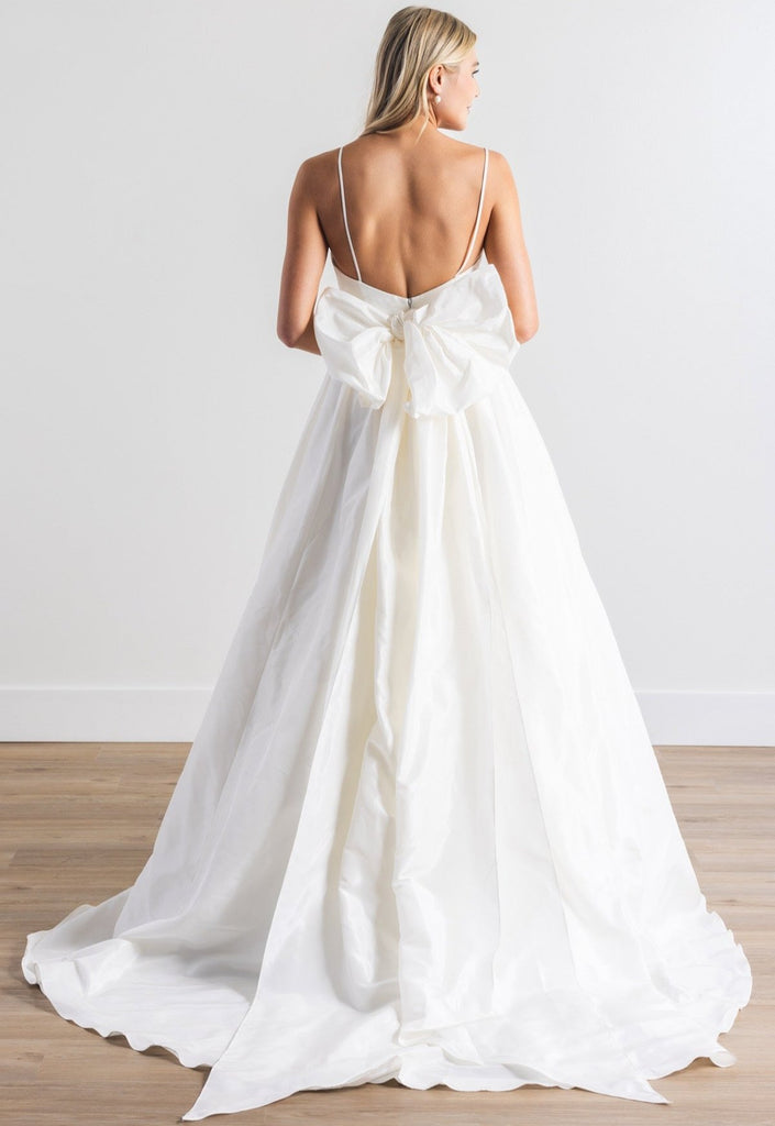 Locket Sapphie Wedding Dress | The Wedding Shoppe Inc Locket Sapphie Wedding Dress | The Wedding Shoppe Inc