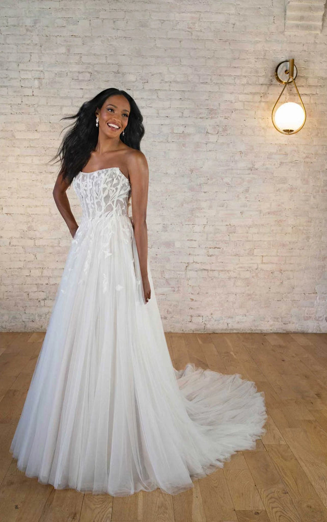 open lace back dress 6569 – Lotus Bridal