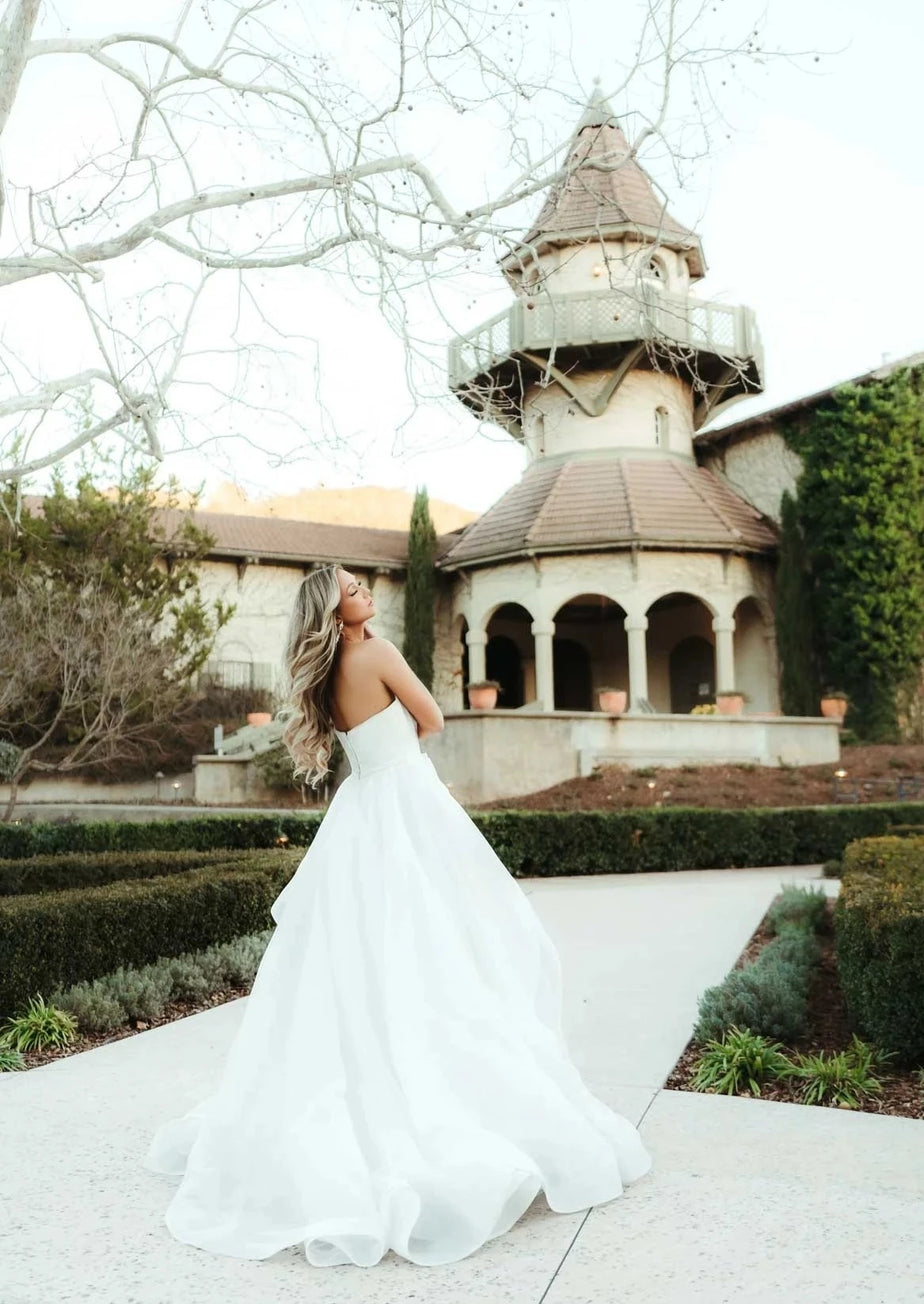 Stella York 7729 Wedding Dress | The Wedding Shoppe
