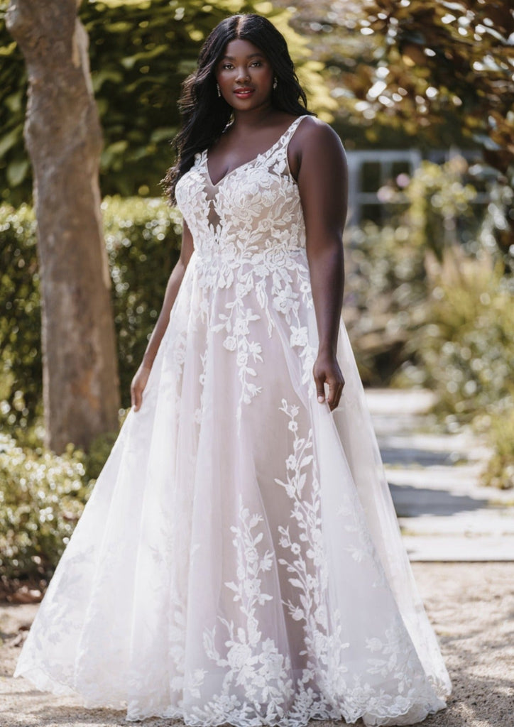Allure Womens 9904W Wedding Dress The Wedding Shoppe