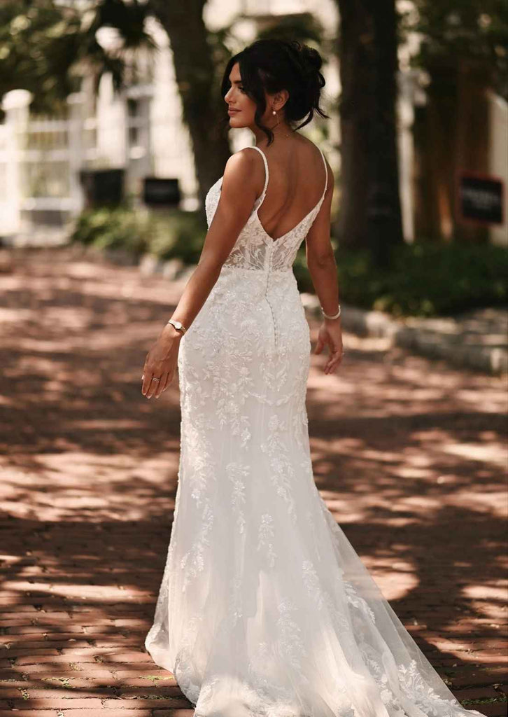 Essense of Australia D3883 Wedding Dress