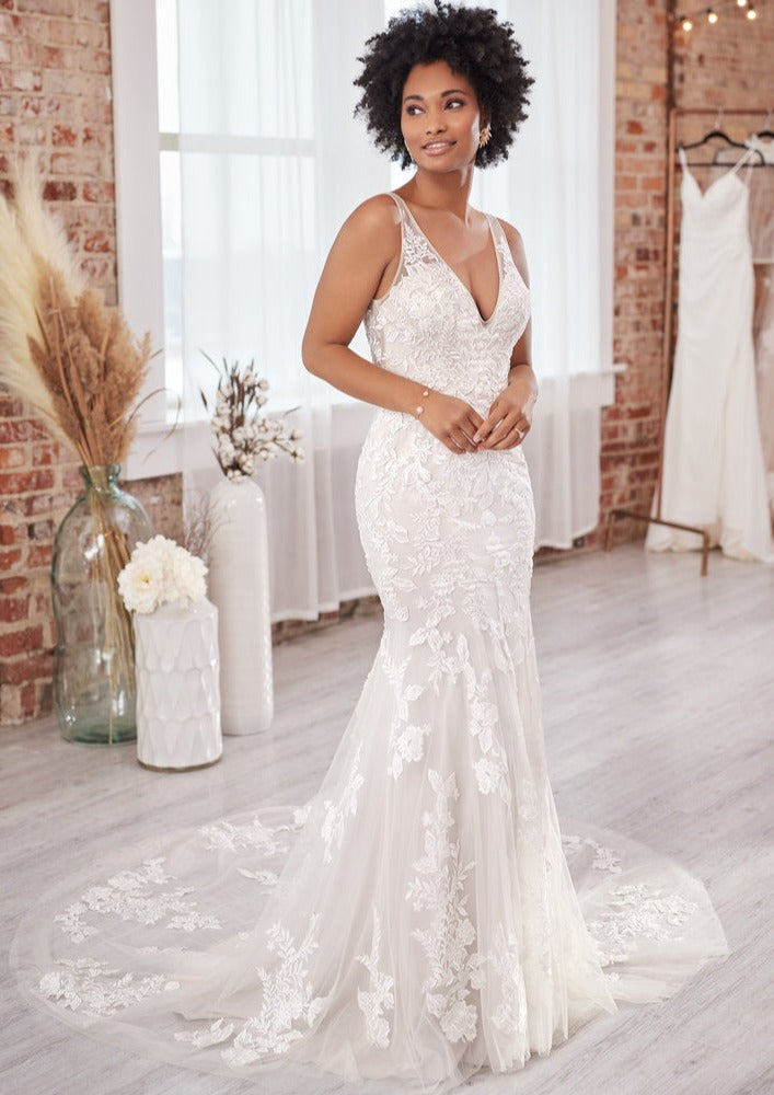 Maggie Sottero Greenley 20MT284 Lace FIt-and-Flare Bridal Gown – Wedding  Shoppe