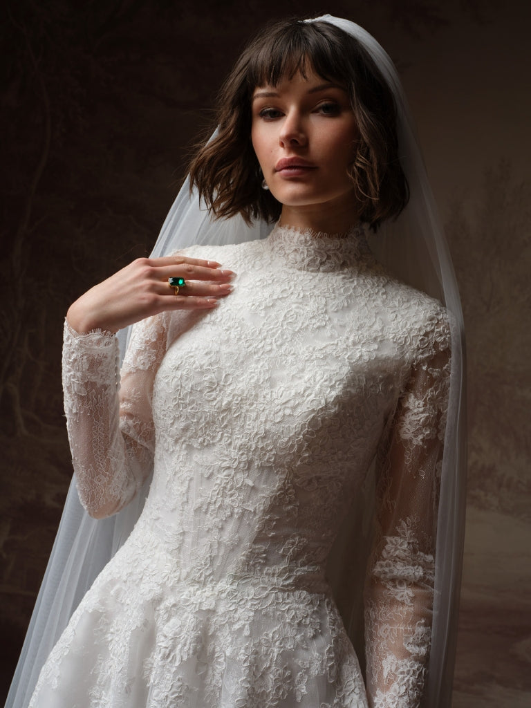 maggie sottero long sleeve wedding dress Dominique Trumpet Sweetheart Court Train The gown flows effortlessly bf21:M-Boot-Black Size:M tall