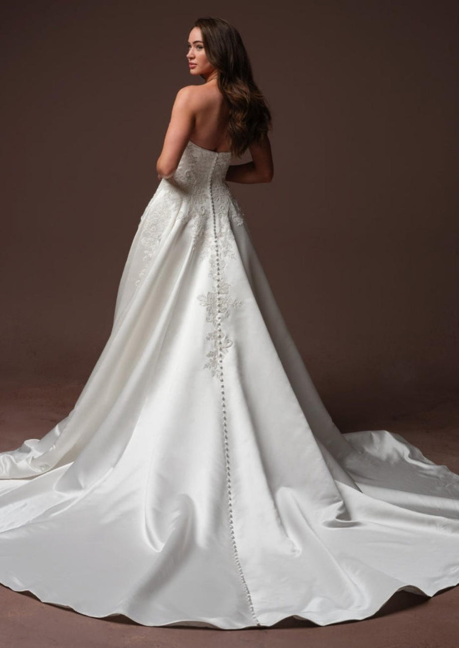 Maggie Sottero Landis Wedding Dress | Wedding Shoppe Inc.
