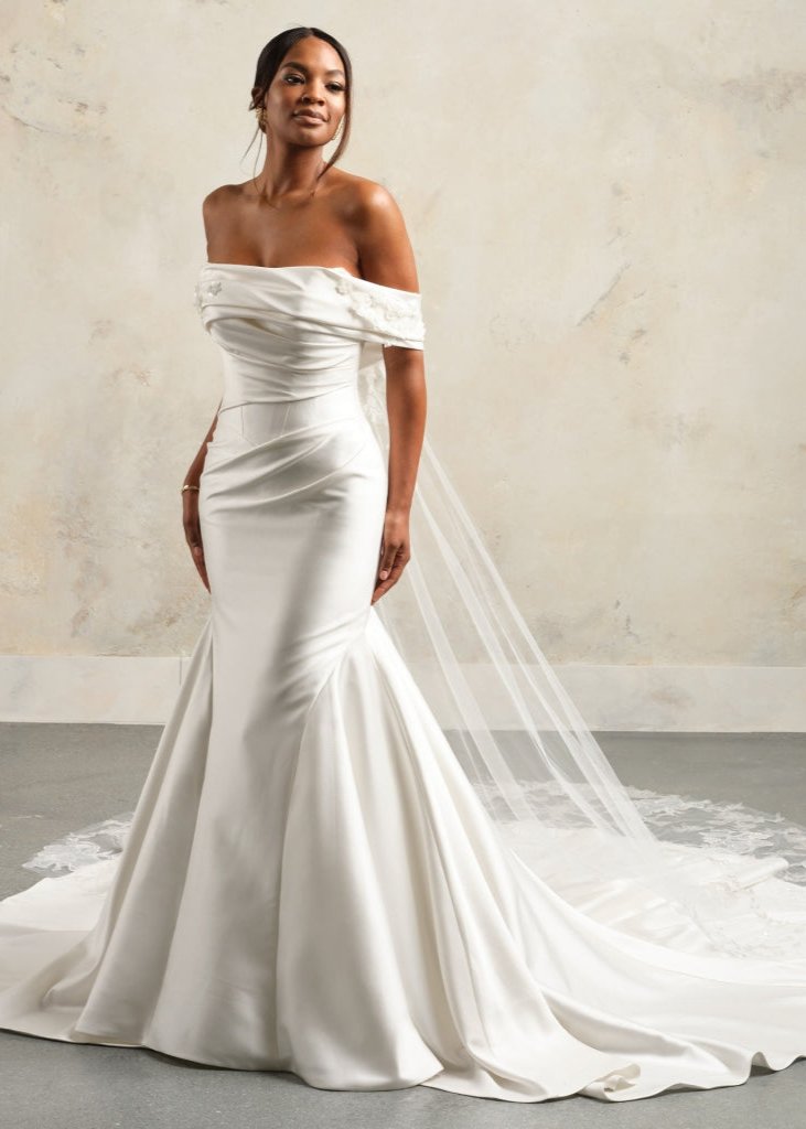 Neckline Wedding Dress Straight Body Sottero Midgley Giselle