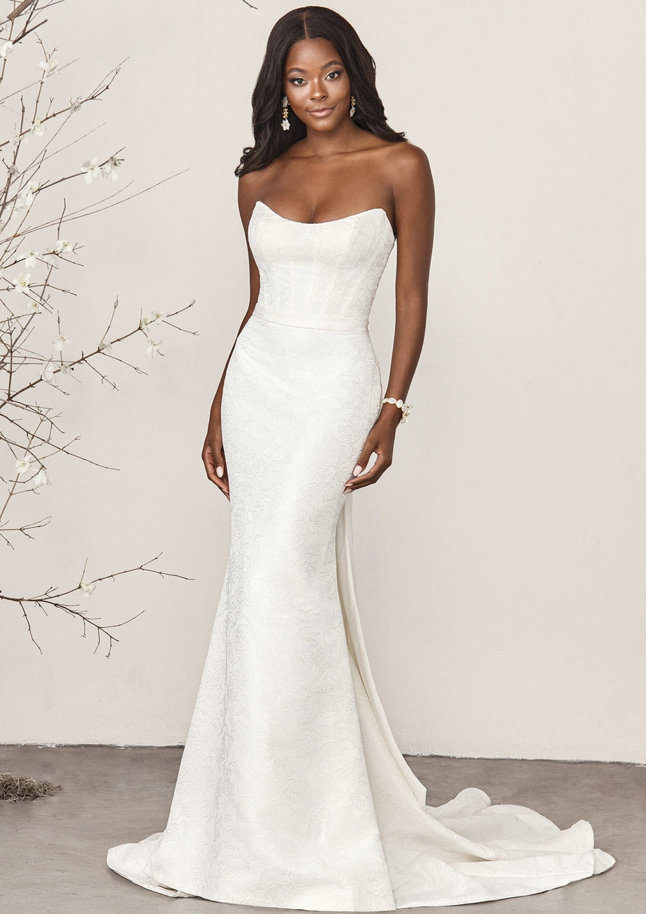 44384_FF_Sincerity-Bridal_924x