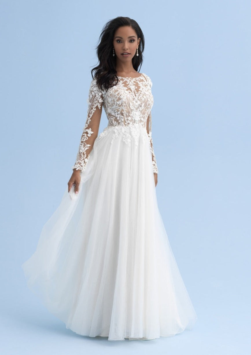 |Disney-Fairytale-Weddings-Jasmine-D314-Wedding-Dress