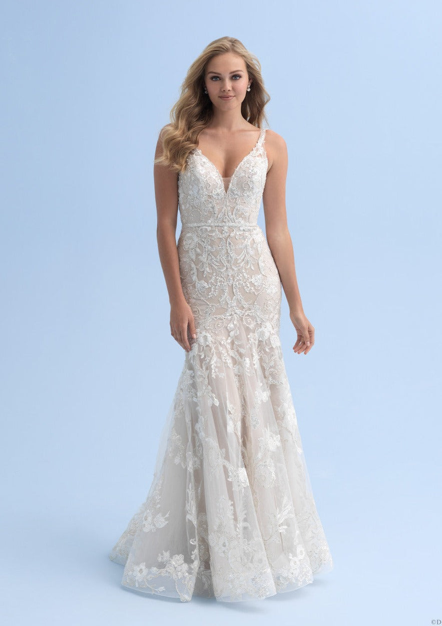 |Disney-Fairytale-Weddings-Aurora-D321-Wedding-Dress