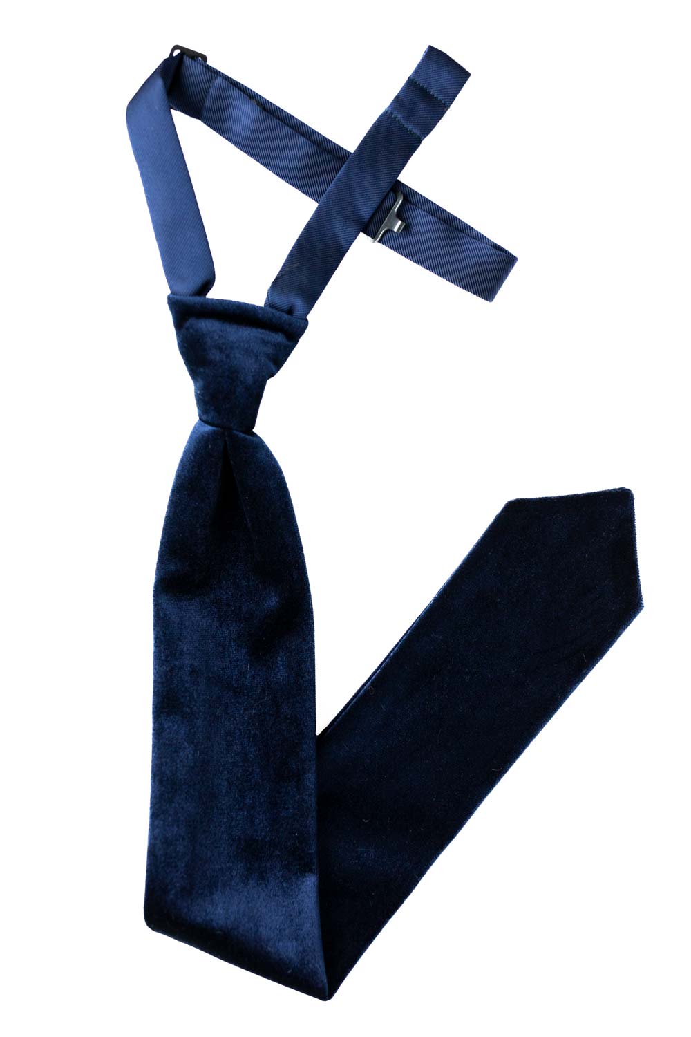 velvet tie