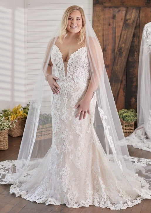 https://www.weddingshoppeinc.com/cdn/shop/products/Maggie-Sottero-Lace-sheath-Wedding-Dress-Tuscany-Lynette-8MS794MC-Alt4-BLS-Curve_924x.jpg?v=1685026131