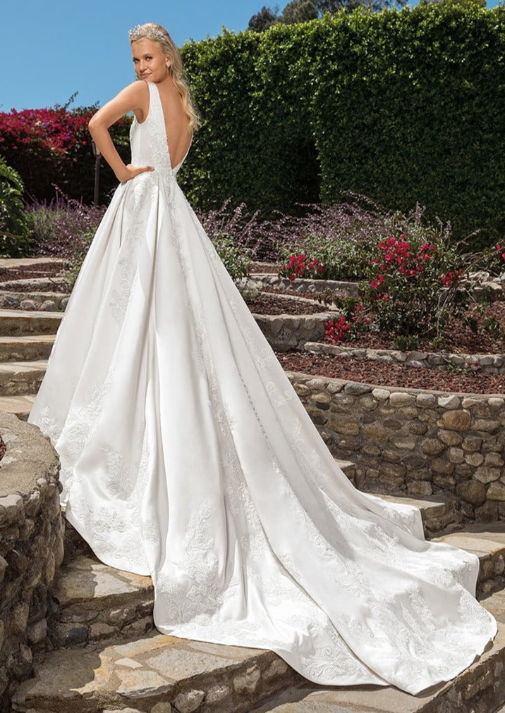 Casablanca Bridal Vivian Duchess Satin and Lace Ballgown 2372