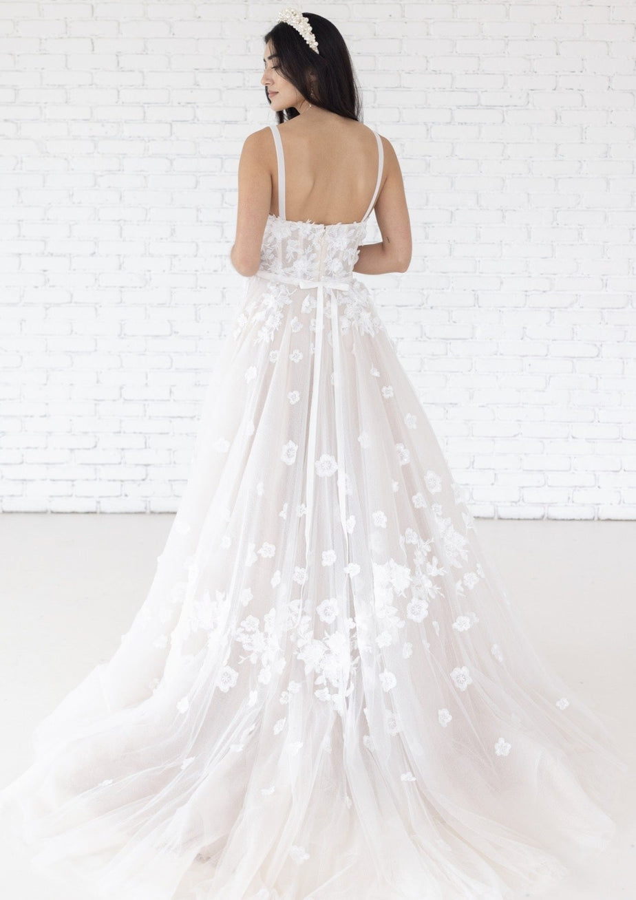 Willowby Abigail Wedding Dress – Wedding Shoppe