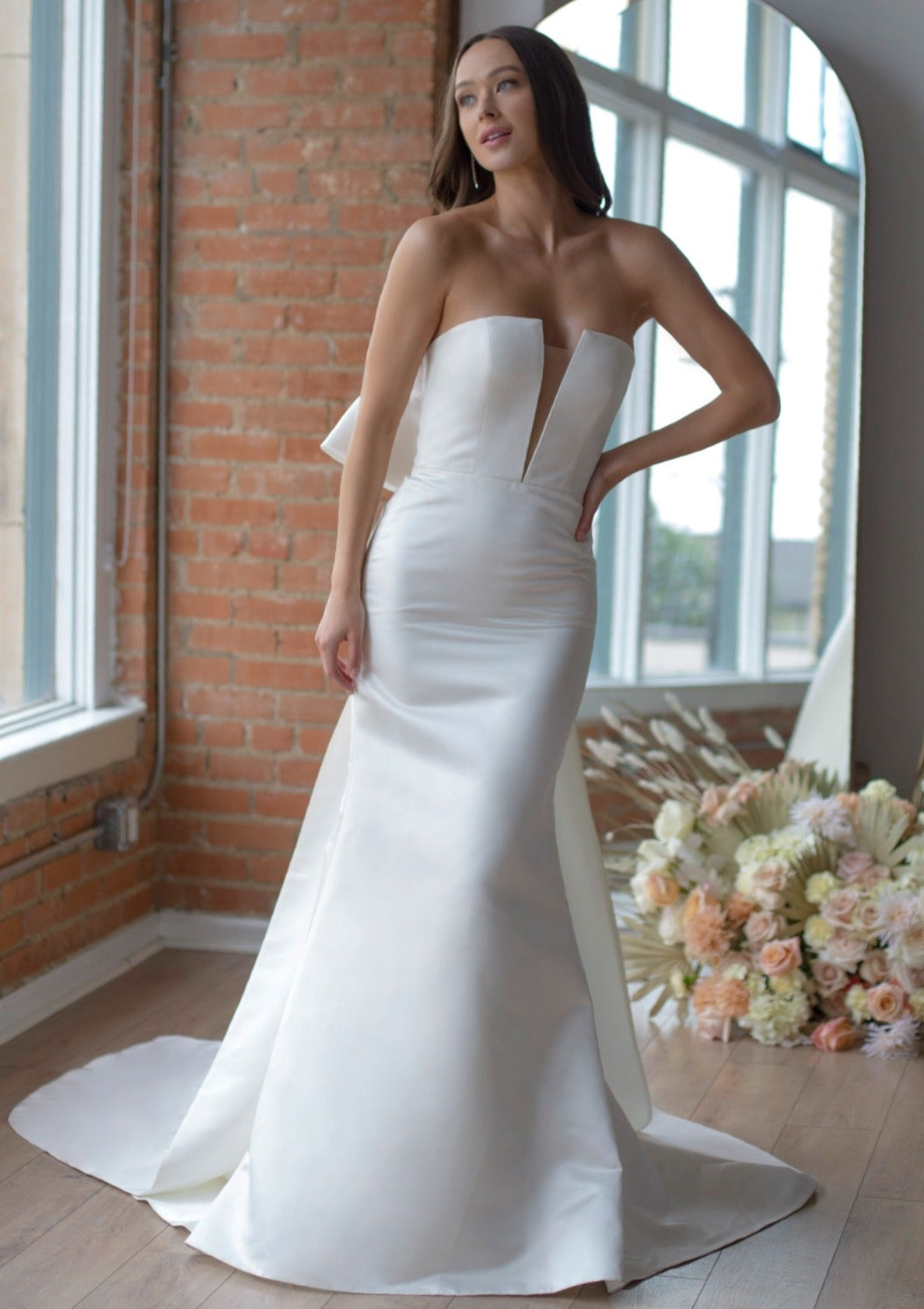 Locket Savvy Wedding Dress – Wedding Shoppe